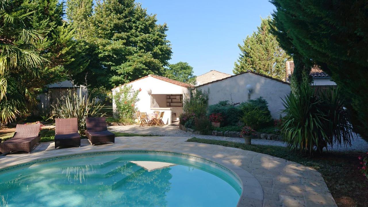 La Diguinerie Villa Prignac ภายนอก รูปภาพ